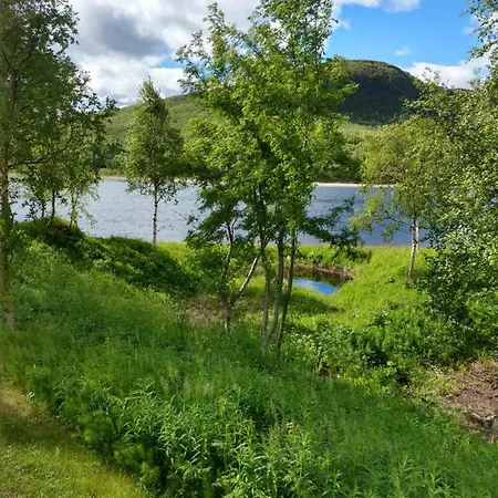 Vetsikon Leirintaemoekit * Utsjoki