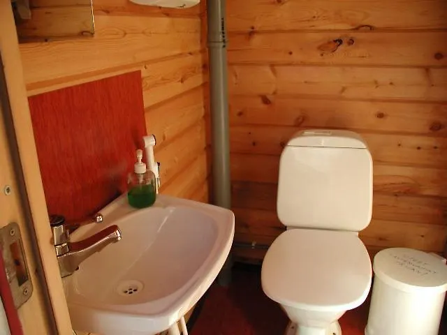 Vetsikon Leirintaemoekit * Utsjoki